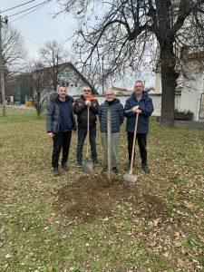 851061ca-e701-41bc-a2a1-6f6177f70394